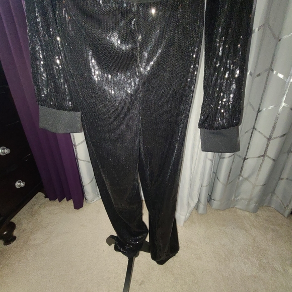 Sequin jumpsuit - Picture 9 of 11